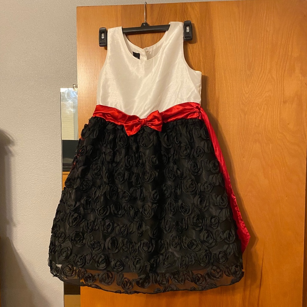 Holiday dresses